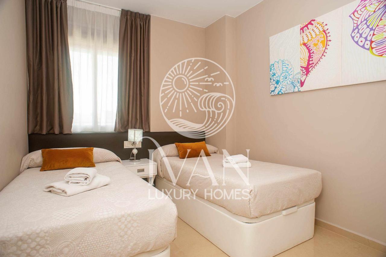 Casa Simion - Ivan Luxury Homes - 10ª Planta - Norte - 1ª Linea de Playa Oropesa del Mar Exterior foto